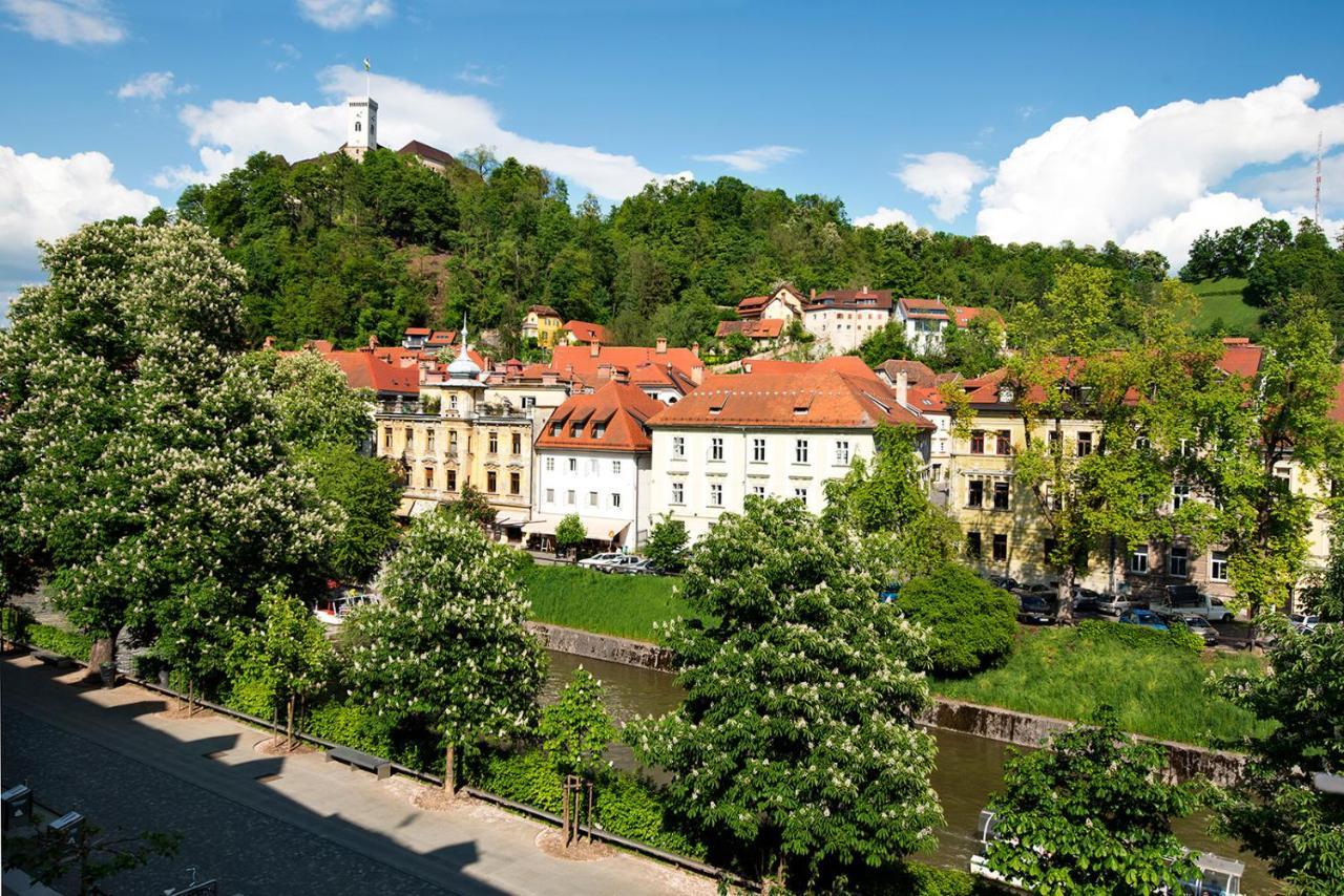 Zois Apartments Ljubljana Bagian luar foto