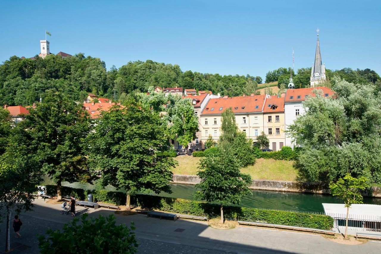 Zois Apartments Ljubljana Bagian luar foto