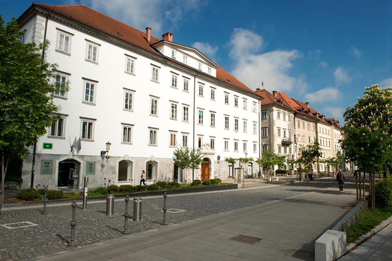 Zois Apartments Ljubljana Bagian luar foto